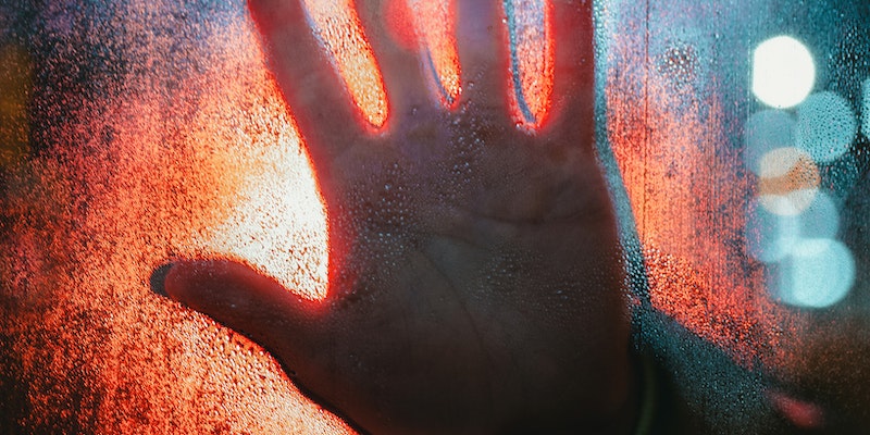 Cuatro razones por las cuales víctimas de violencia pueden desarrollar ideación suicida